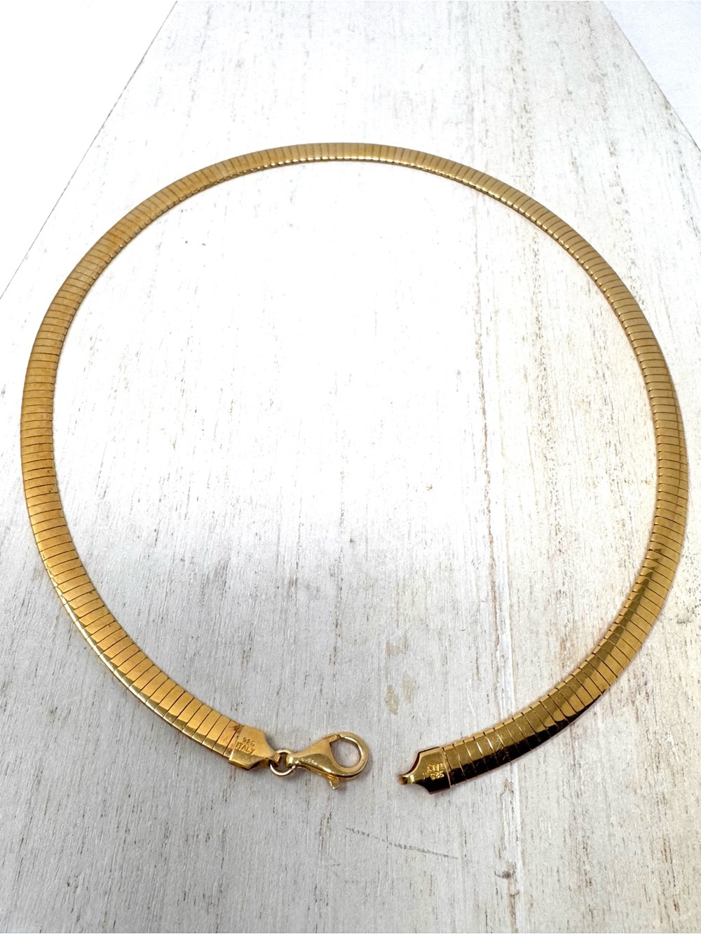 Looks like 14K - but is sterling silver Omega necklace, made in Italy - Picture 9 of 16